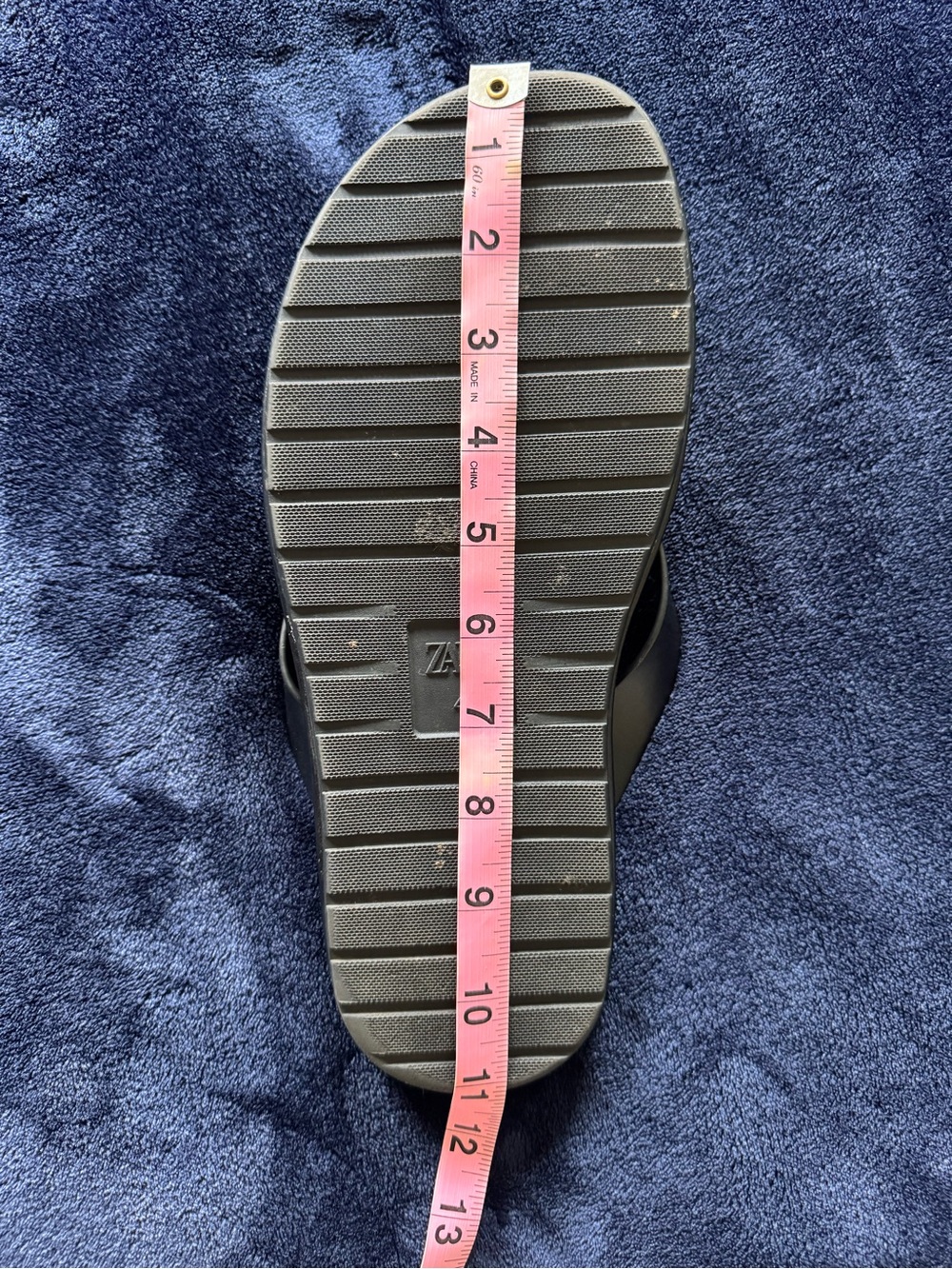 ZARA Black Leather Thong Sandals - Picture 5 of 5